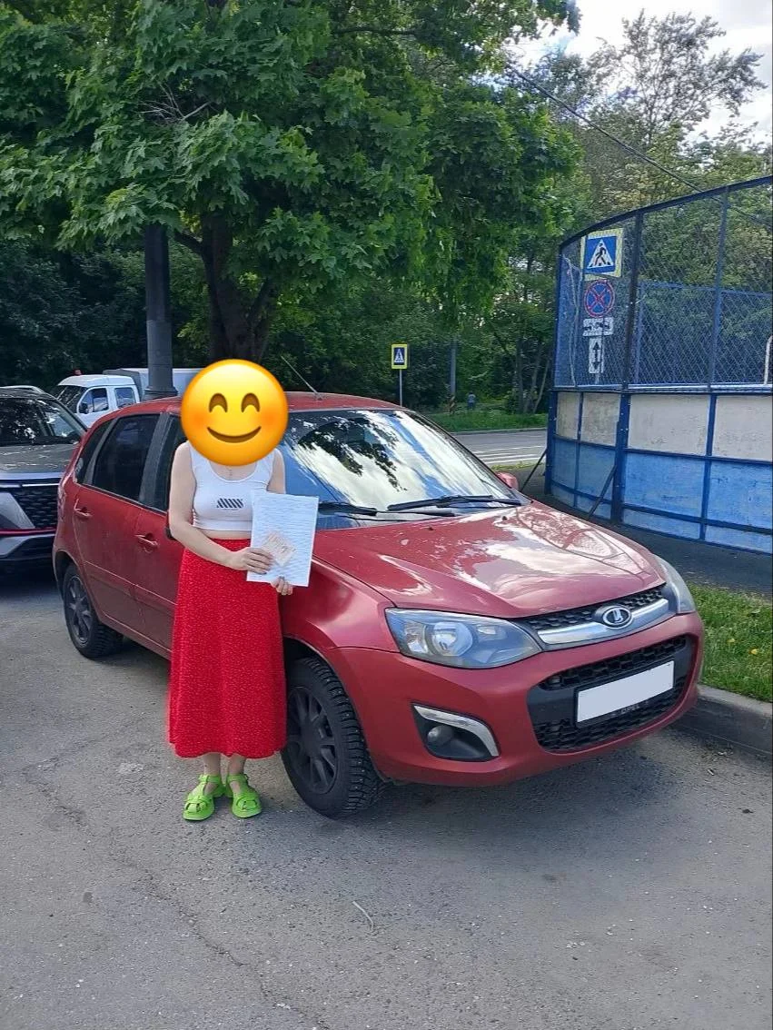 Клиент Carmart рядом со своим автомобилем — фото 6